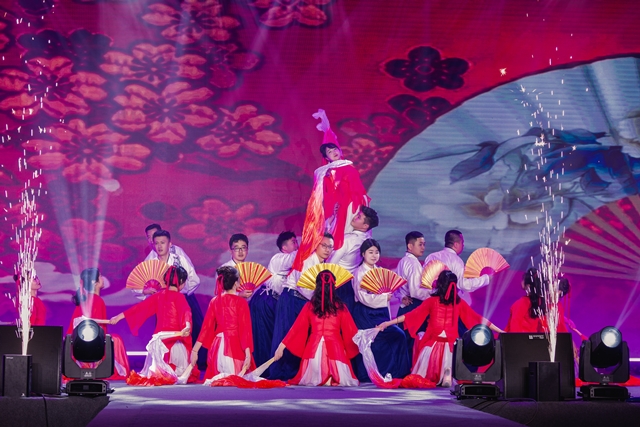 “相约万代”--万代股份二十周年庆典顺利举行(图15) WYL_0593.jpg